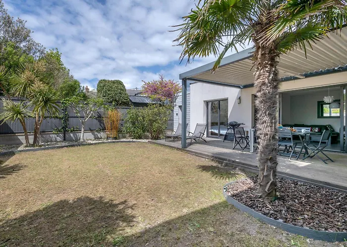 Maison 3 Avec Beau Jardin A