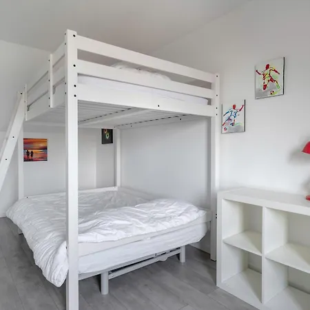 Maison 3 Avec Beau Jardin A Holiday home *