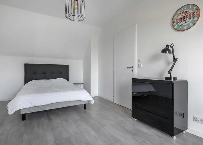 Maison 3 Avec Beau Jardin A Holiday home