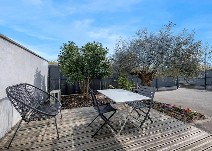 Maison 3 Avec Beau Jardin à Hébergement de vacances *